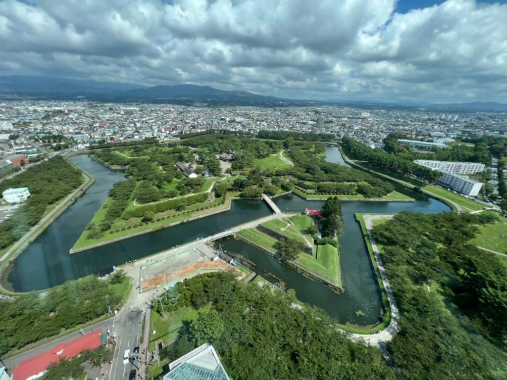 「五稜郭タワー」から見る「五稜郭」