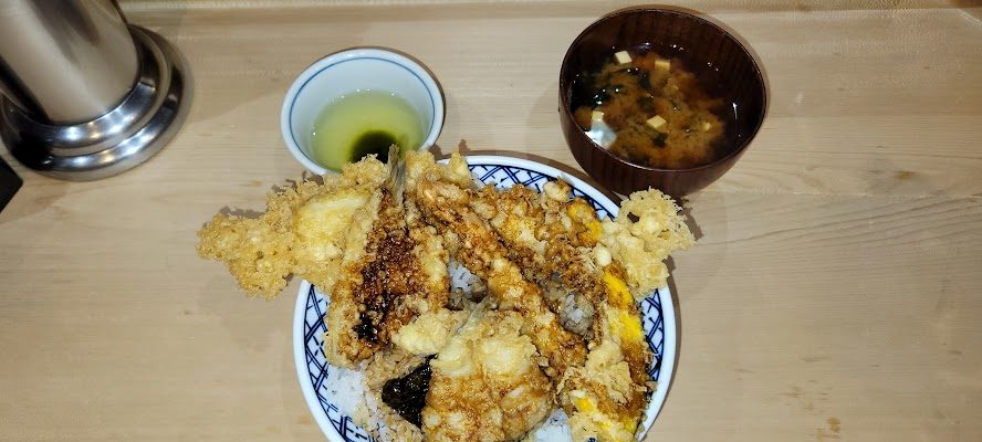天丼大盛り・キス追加 850円
