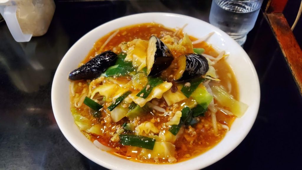 鷹の爪 ピり辛鳳凰麺 中盛