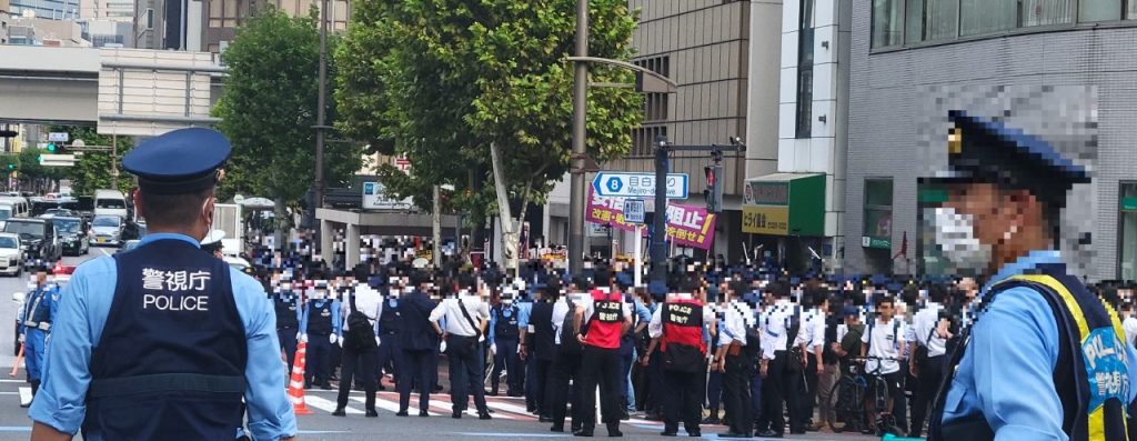 九段下駅では国葬反対デモまで(T_T)