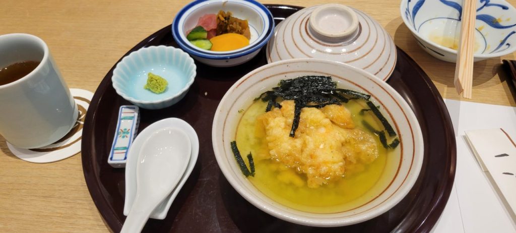 色々と食べたのですが、美味しすぎて写真を忘れてしまいました!締めの天茶漬けです(>_<)ごちそうさまでした(^^)/