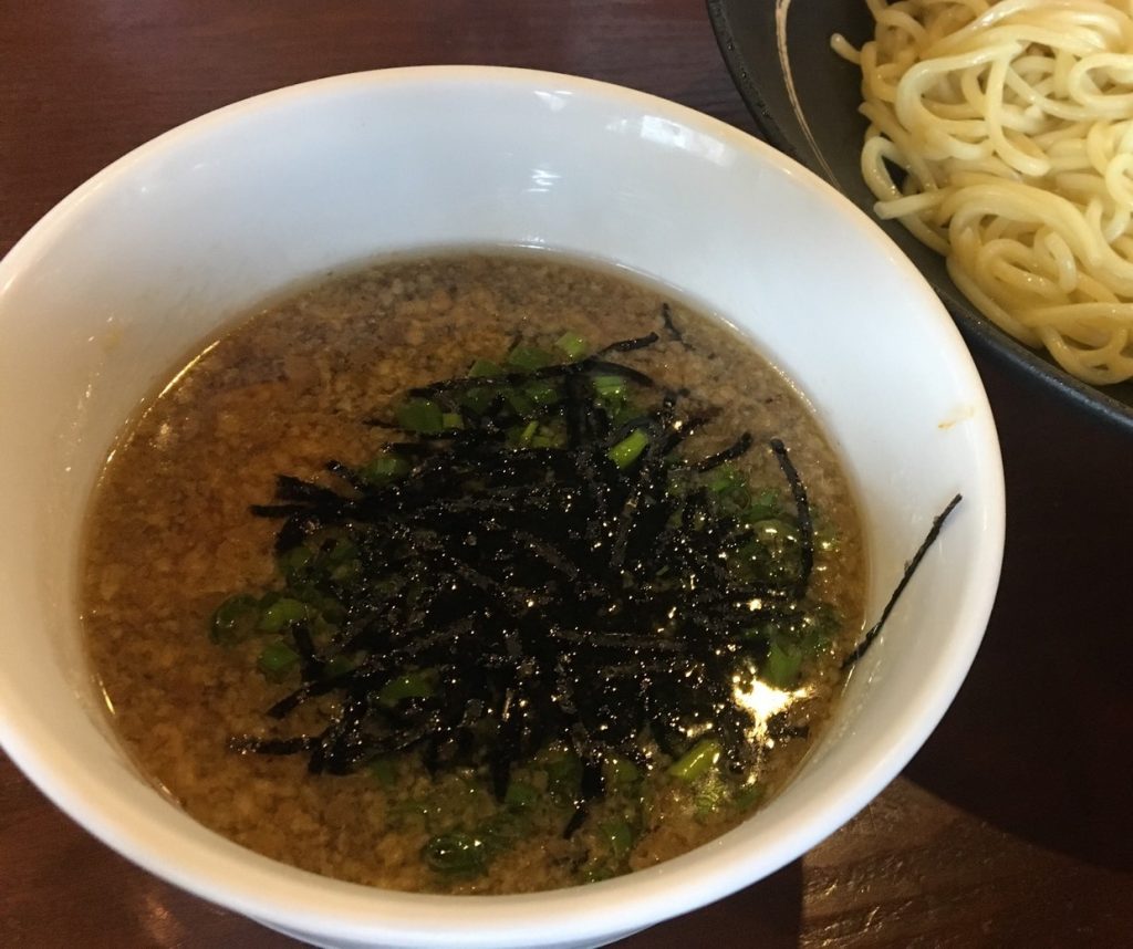 チャッチャ系のつけ麺は初めてでしたがマイルドで美味しかったです