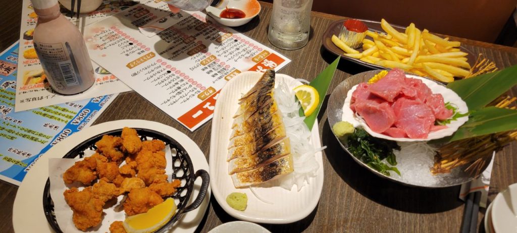夕ご飯後なのでつまみは軽く。