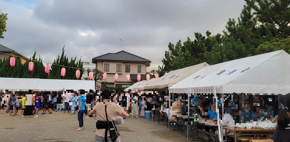 相之川公園上空にはなんか怪しい雲が出てきました・・・雨が降らなければ良いな