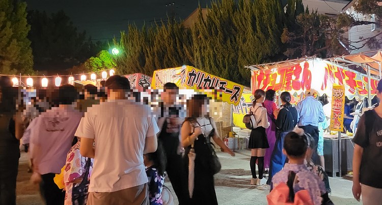 的屋さんのお店はどうしても一般価格!自治会の列は1時間待ちが多い中ガラガラの店舗ばかりになってしまいます(^_^;)