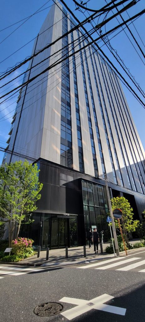 本日から講義をさせて頂くS大学神田校舎10号館です