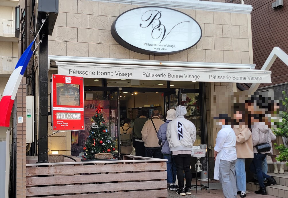 さすが地元 市川市行徳の名店!この行列を