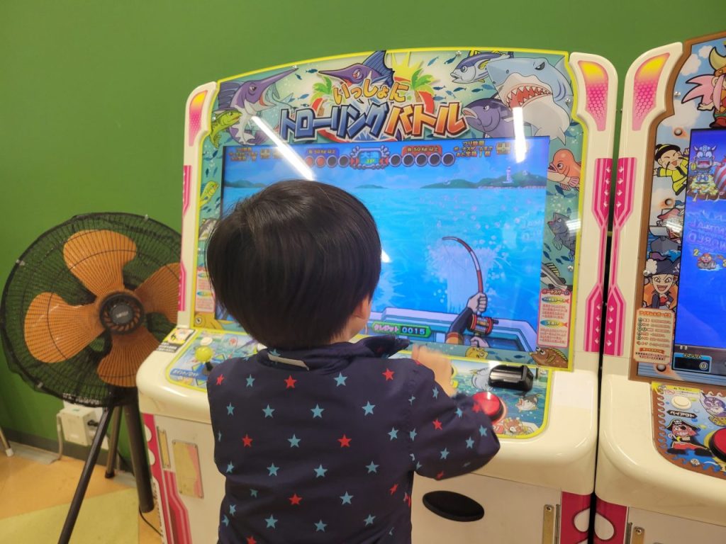 スタートで一度大きく増得たみたいでハマっているトローリングバトル!でもどんどん減っているような