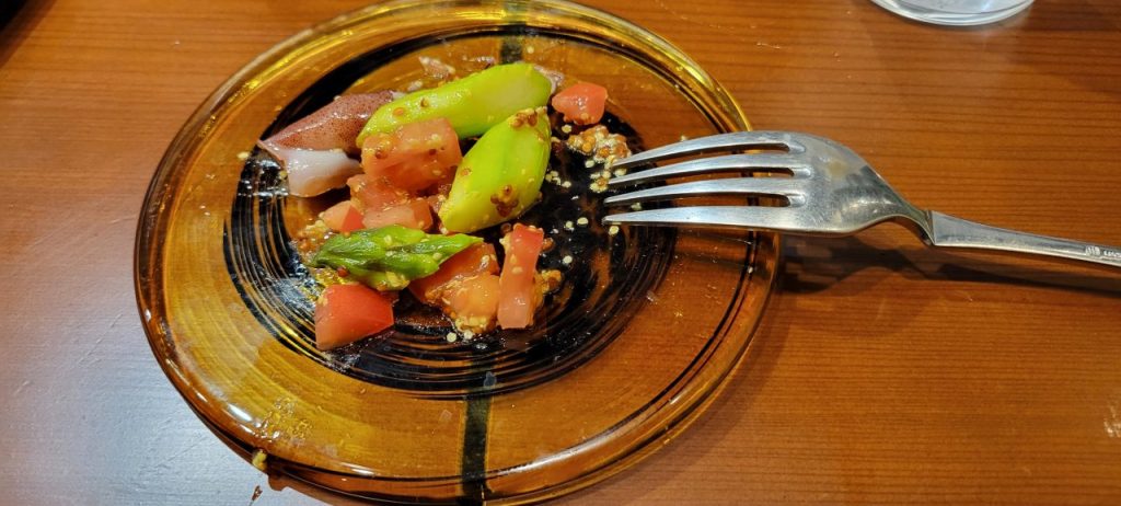 ホタルイカの前菜です。